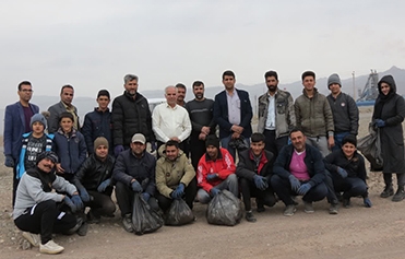 پاکسازی ورودی شهرستان زرند